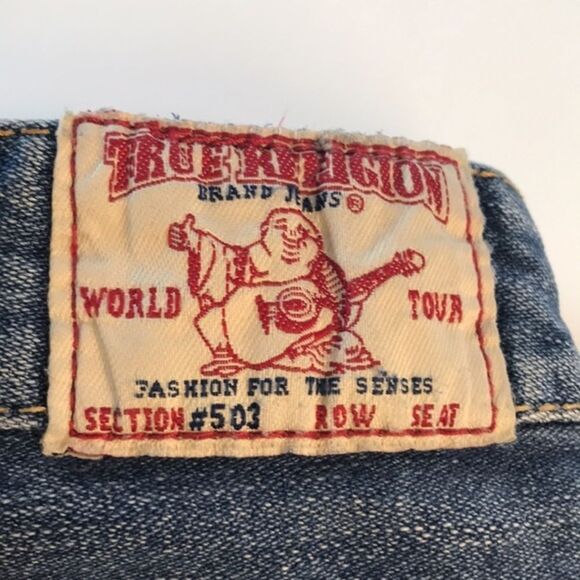True Religion Section 503 Distressed Shorts - Picture 4 of 10